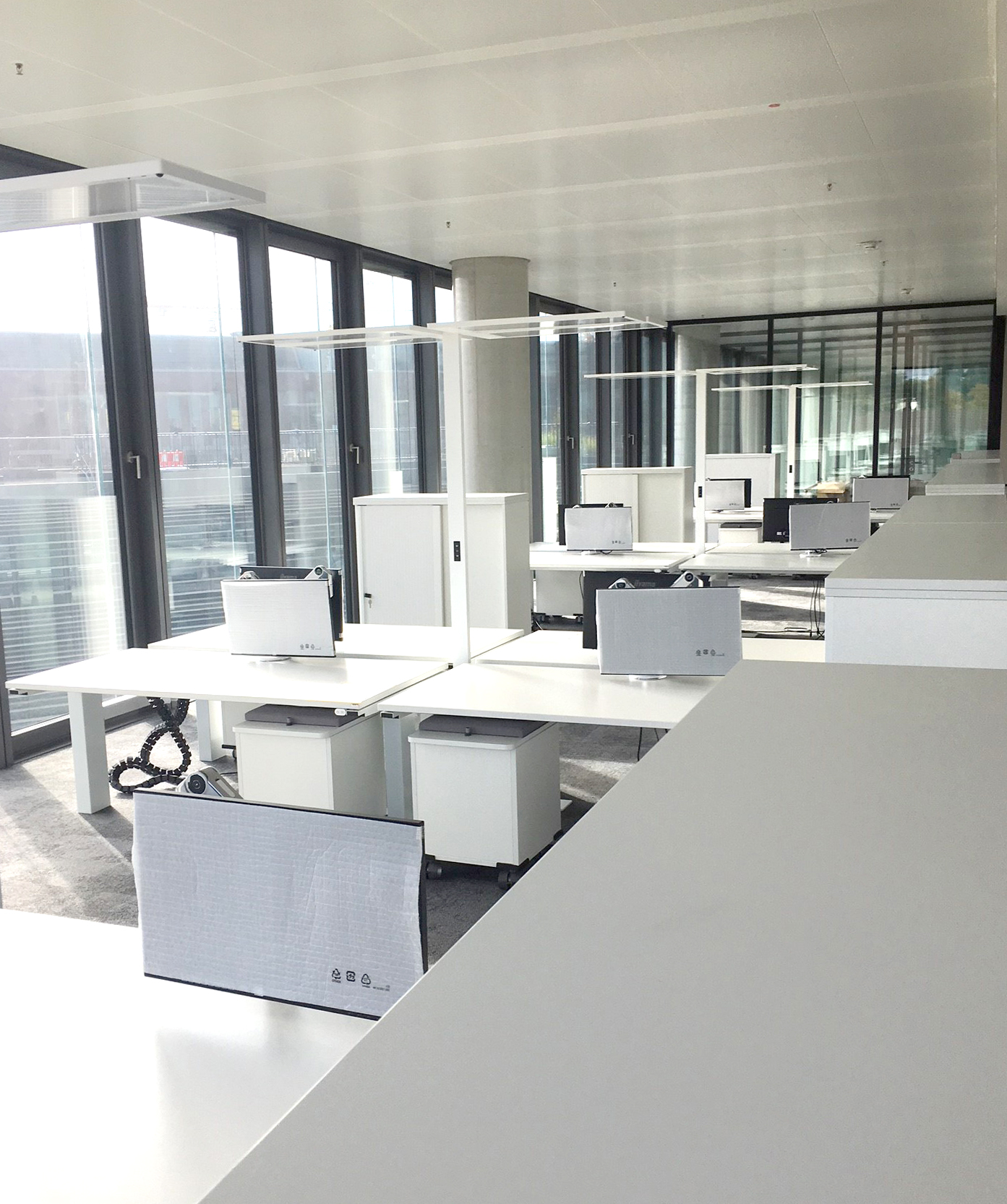 WINI Büromöbel | Herstellerinformation. L‘Oréal-Headquarter in Düsseldorf
